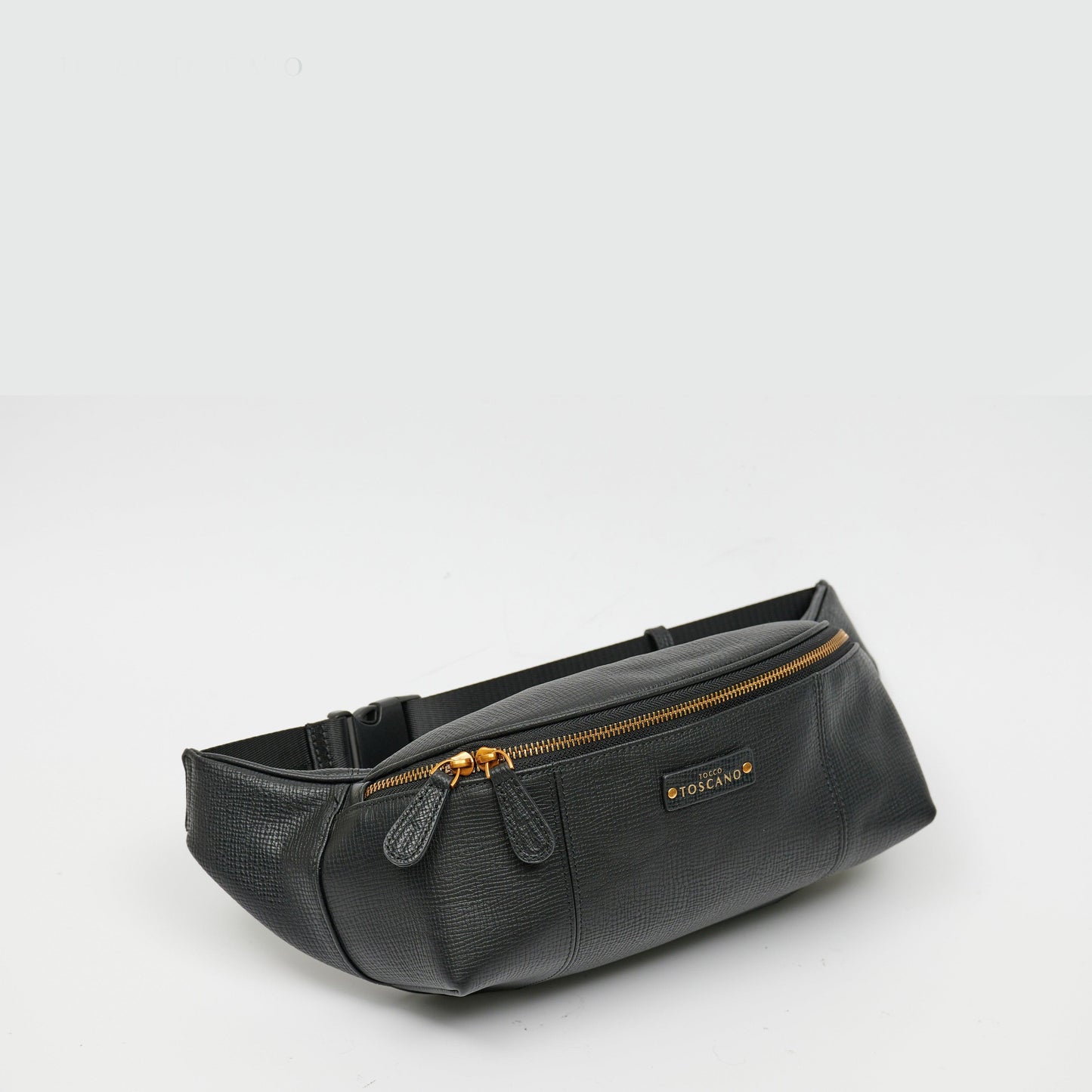 Alec Leather Chest Bag With Gold-Tone Hardware - TGEB1433LN3NL2 - Tocco Toscano Malaysia
