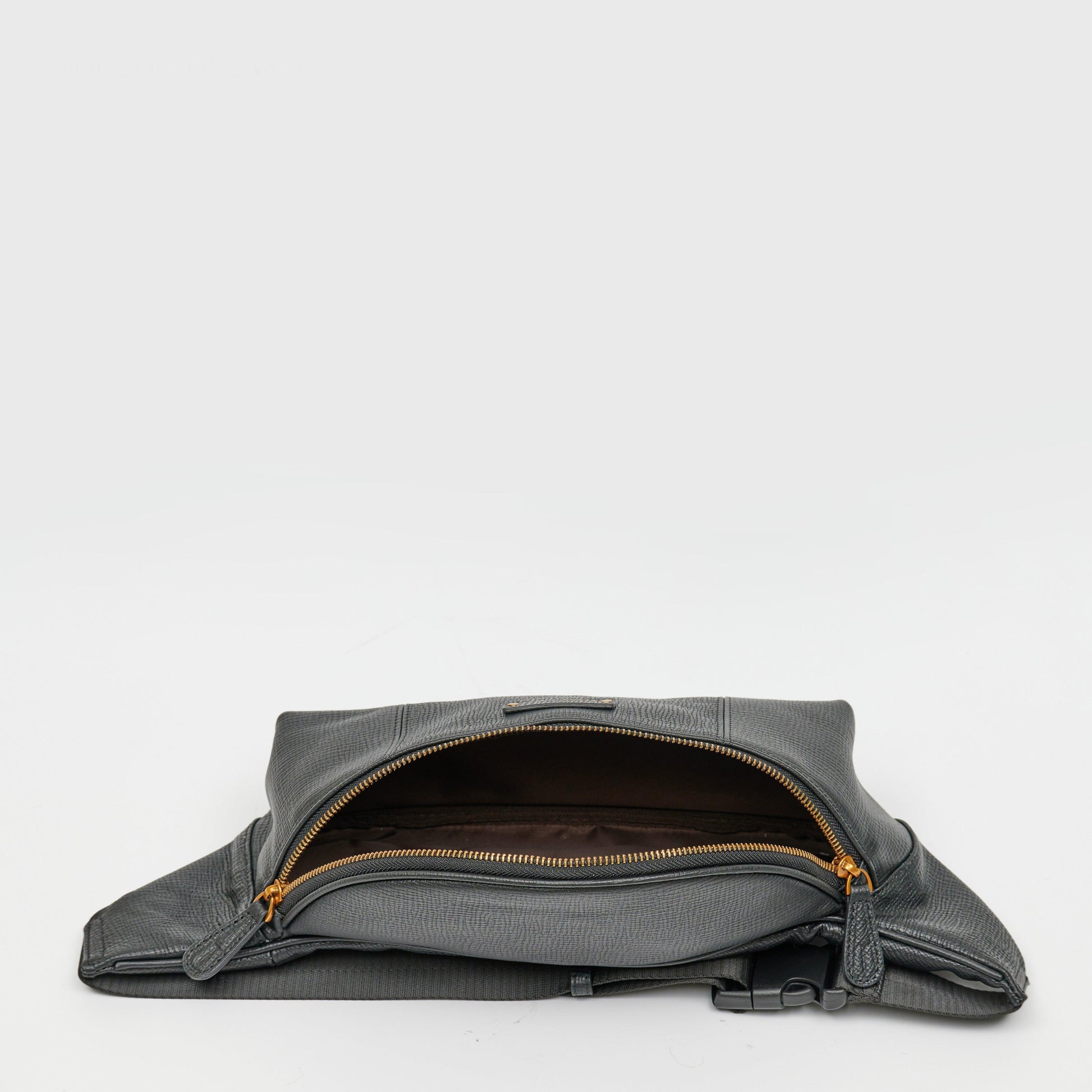 Alec Leather Chest Bag With Gold-Tone Hardware - TGEB1433LN3NL2 - Tocco Toscano Malaysia
